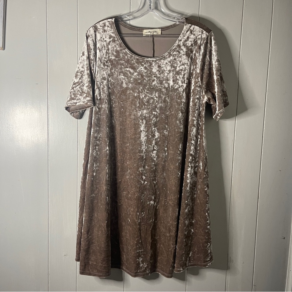 Elegant Velvet Brown‎ Dress